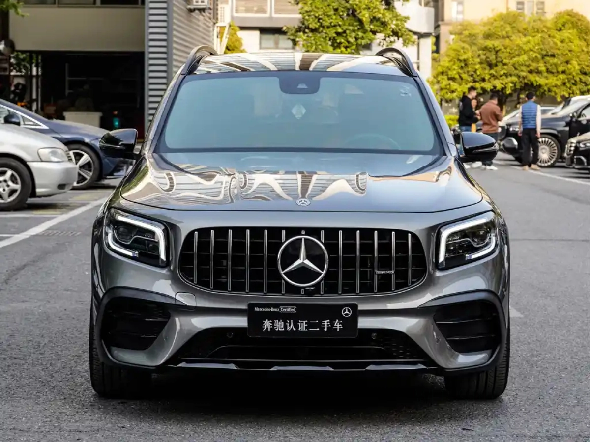 MERCEDES BENZ GLB AMG