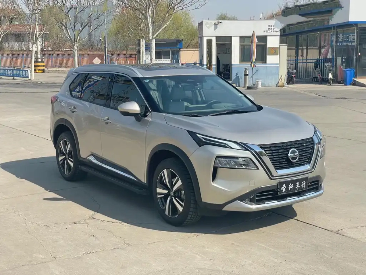 NISSAN X-TRAIL