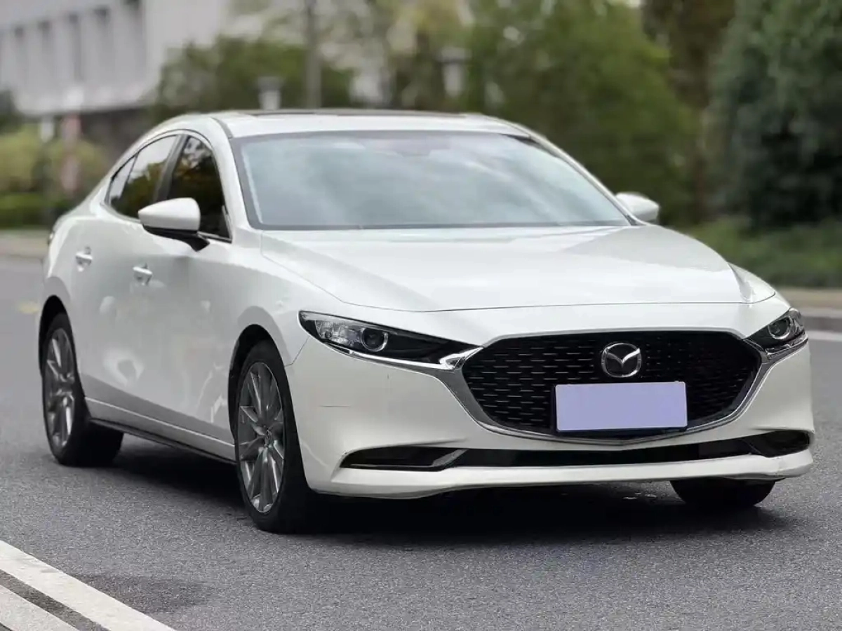 MAZDA 3 AXELA