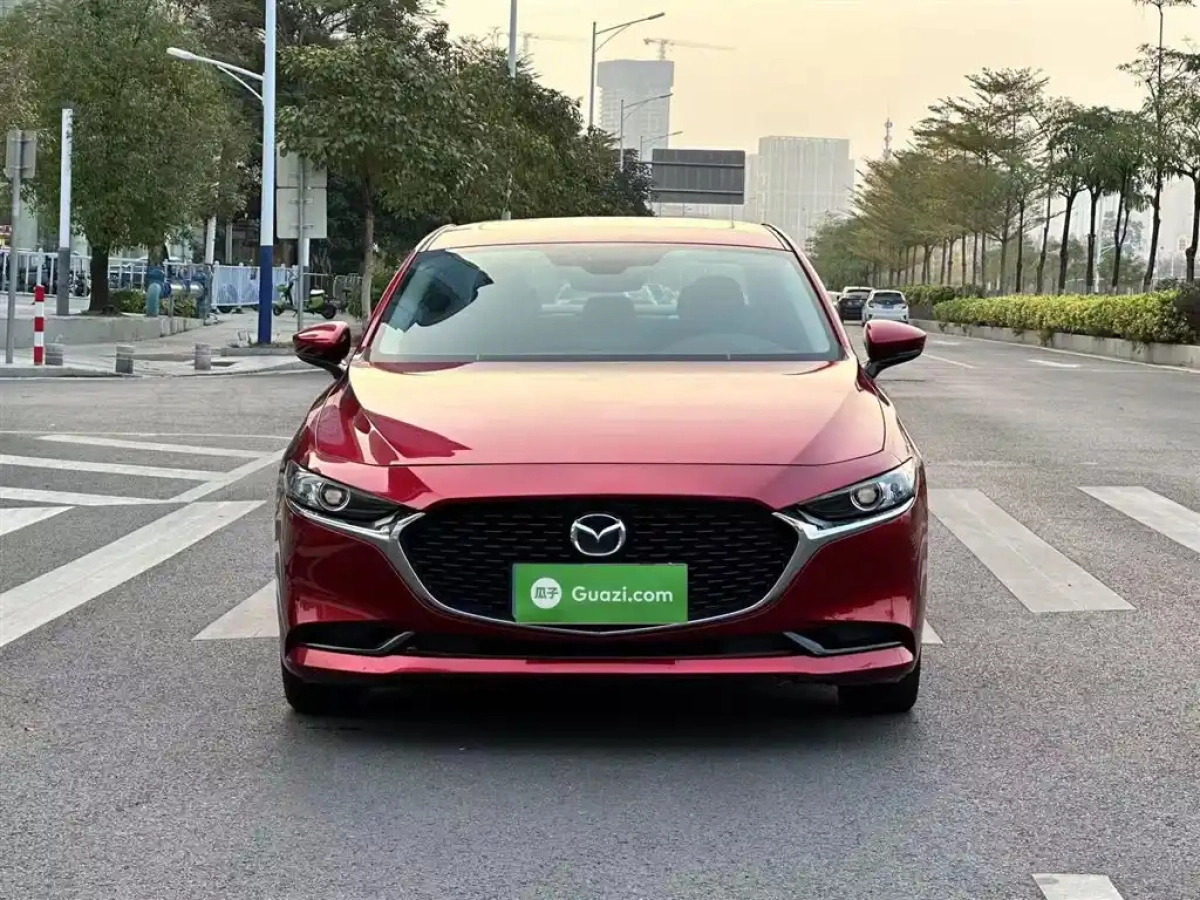 MAZDA 3 AXELA