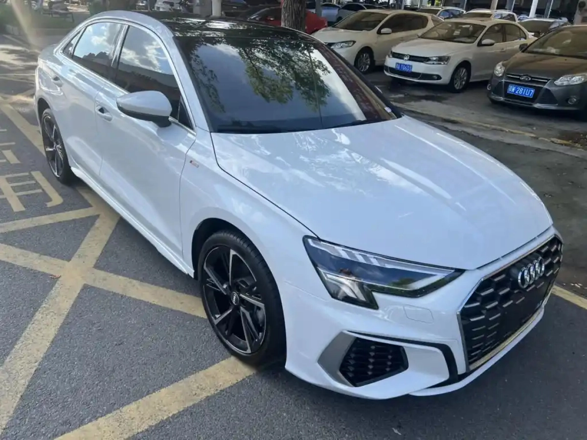 AUDI A3