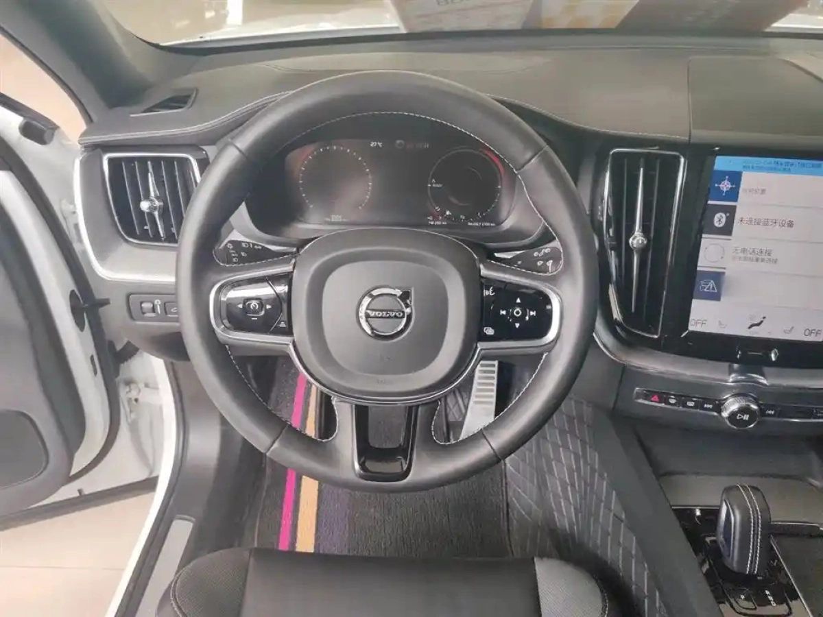 VOLVO XC60 NEW ENERGY