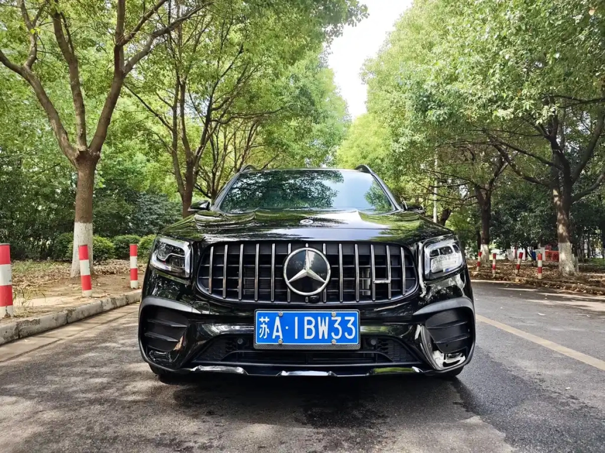 MERCEDES BENZ GLB AMG