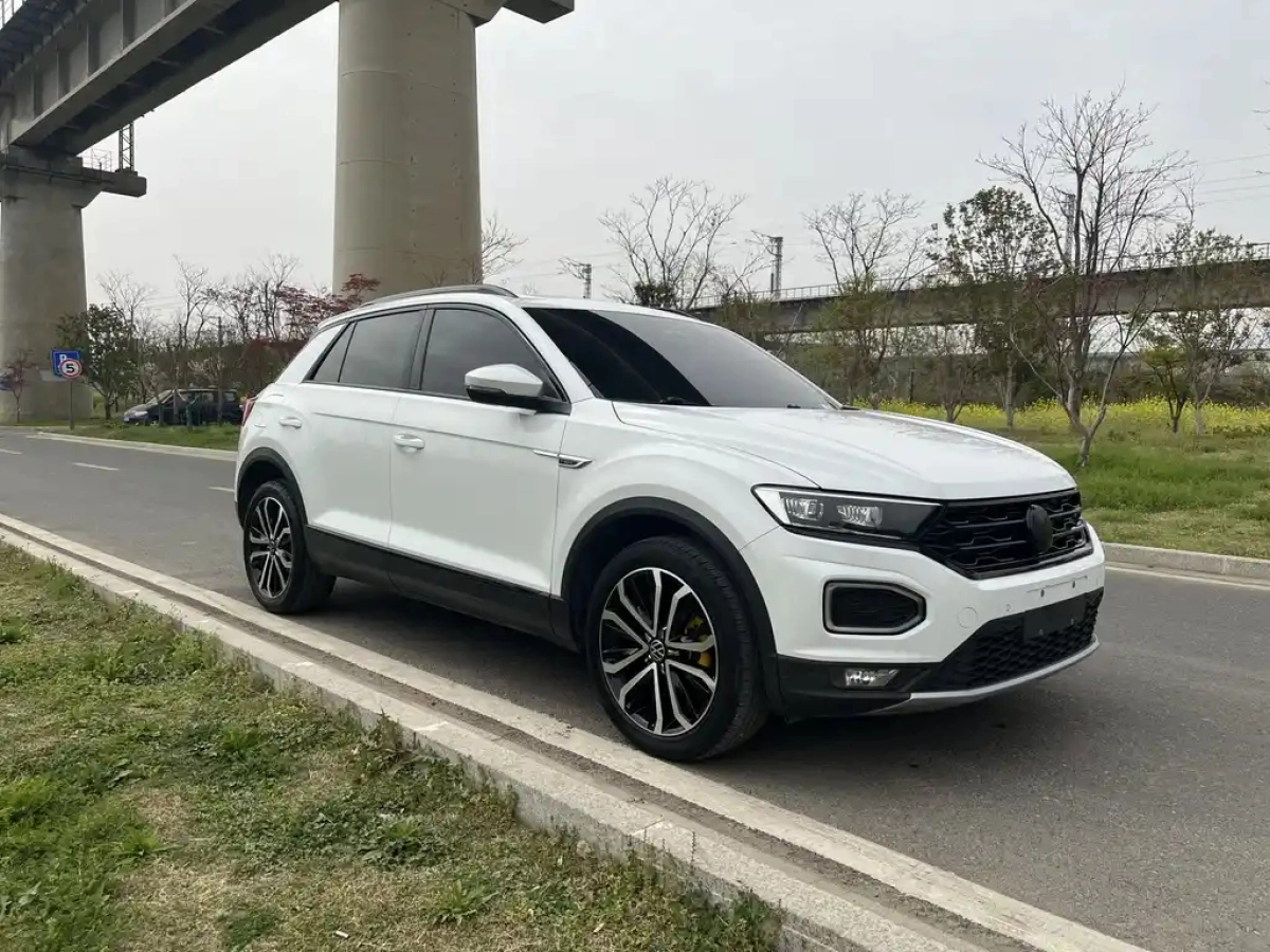VOLKSWAGEN T-ROC TANGE