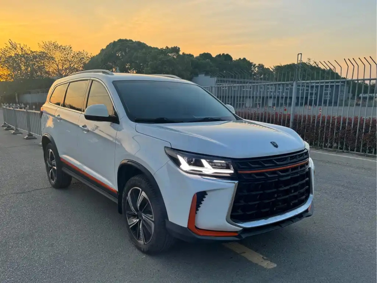 DONGFENG FORTHING T5