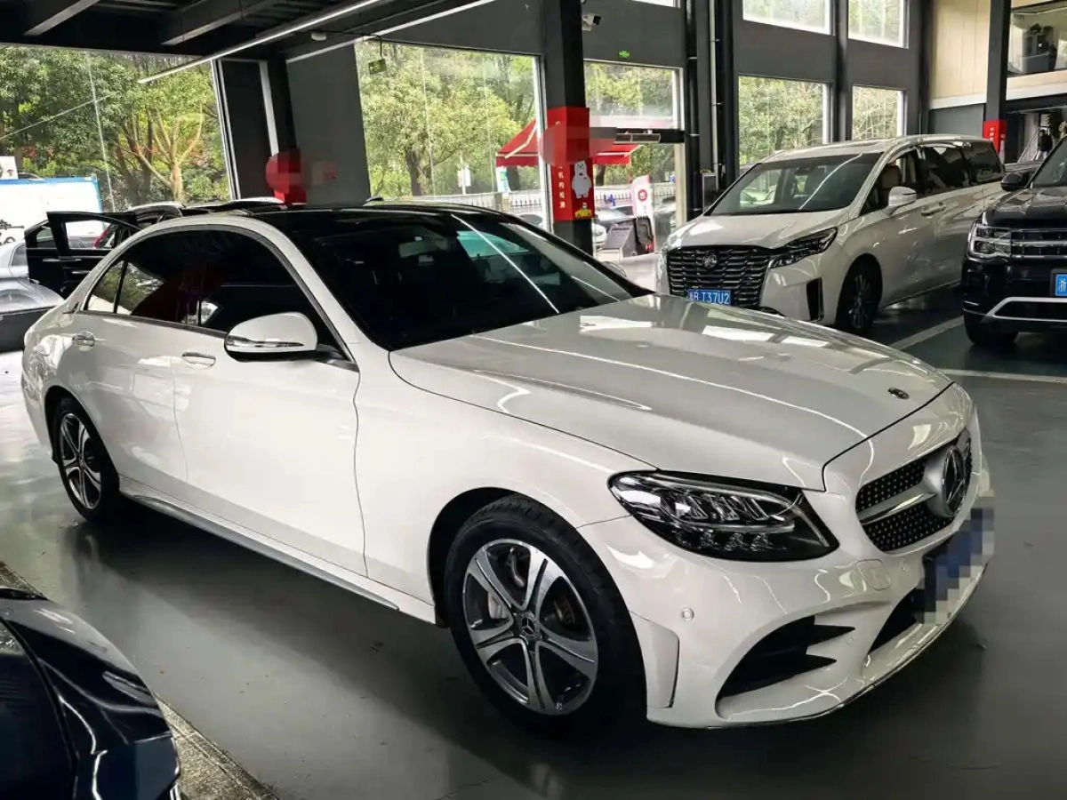 MERCEDES BENZ C-CLASS