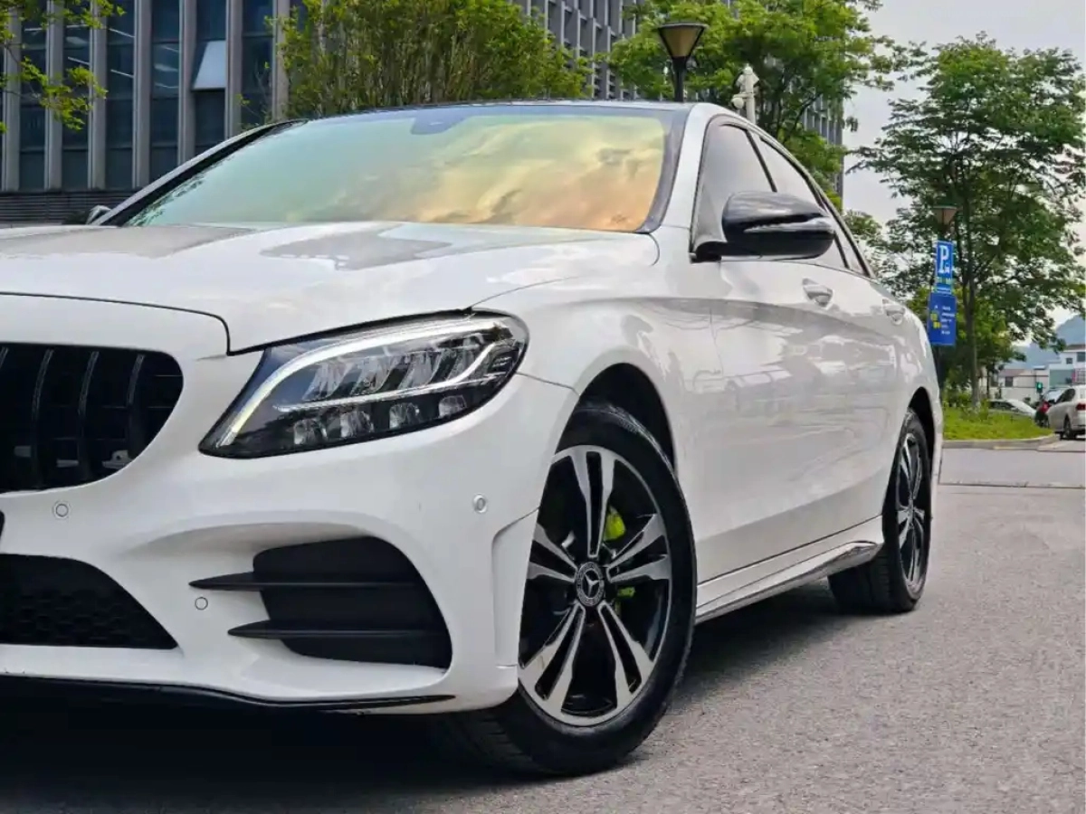 MERCEDES BENZ C-CLASS