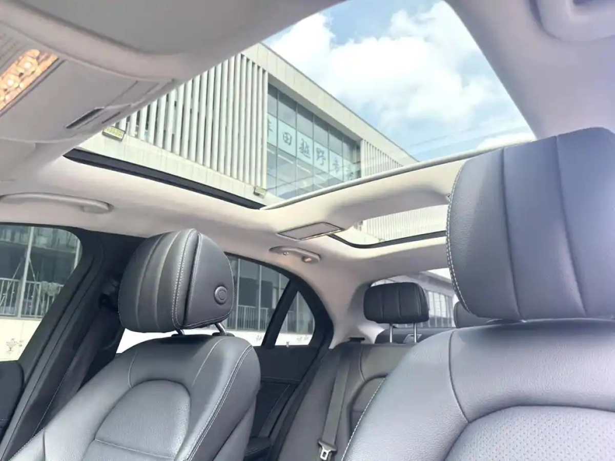 MERCEDES BENZ C-CLASS