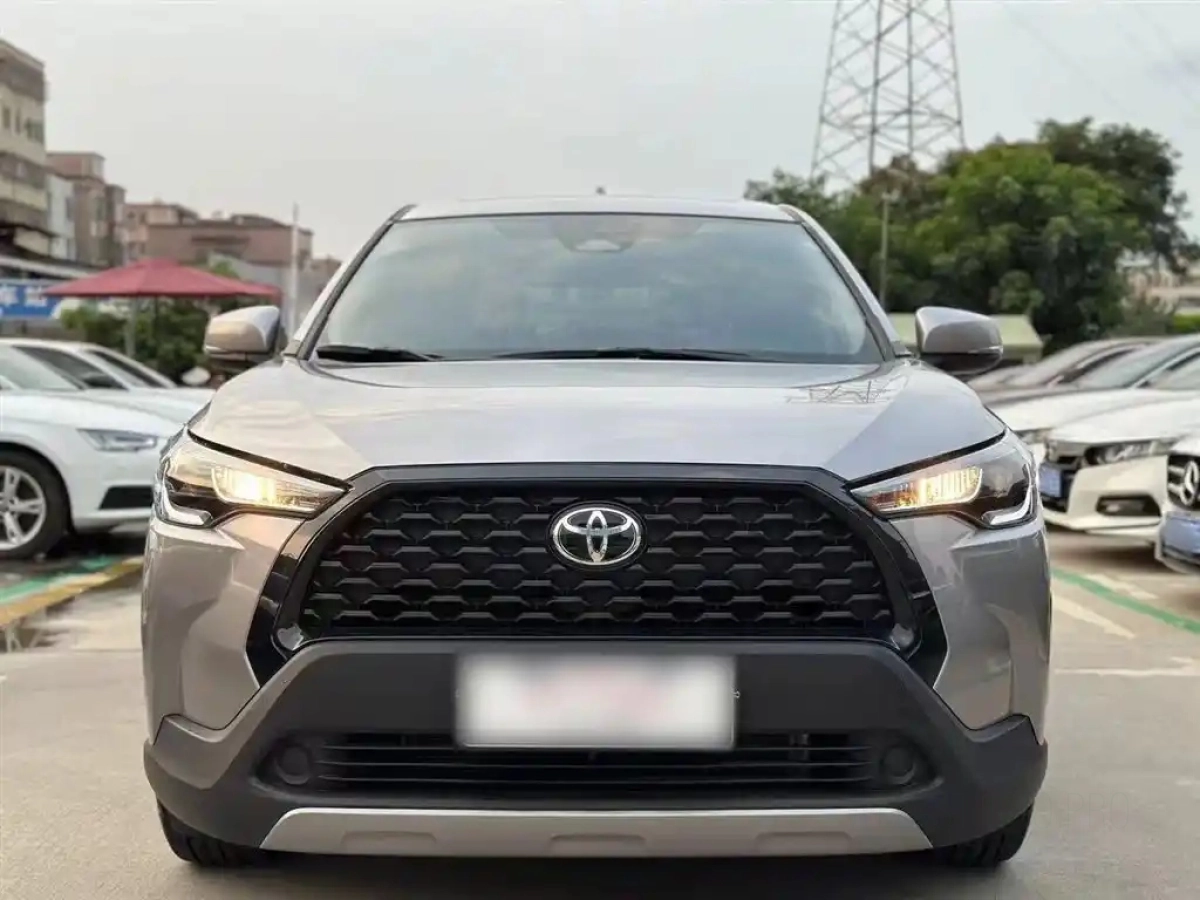 TOYOTA COROLLA CROSS