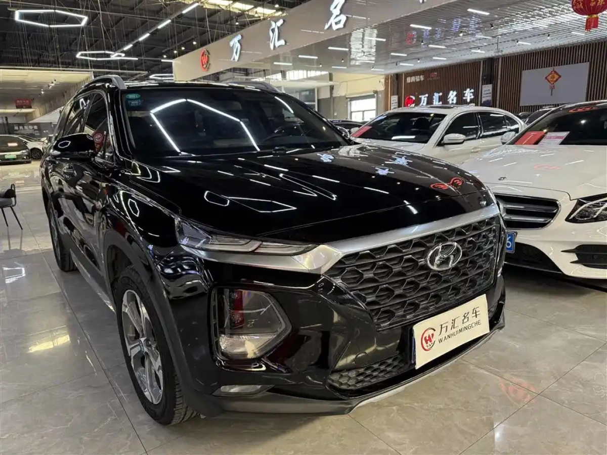 HYUNDAI SANTAFE