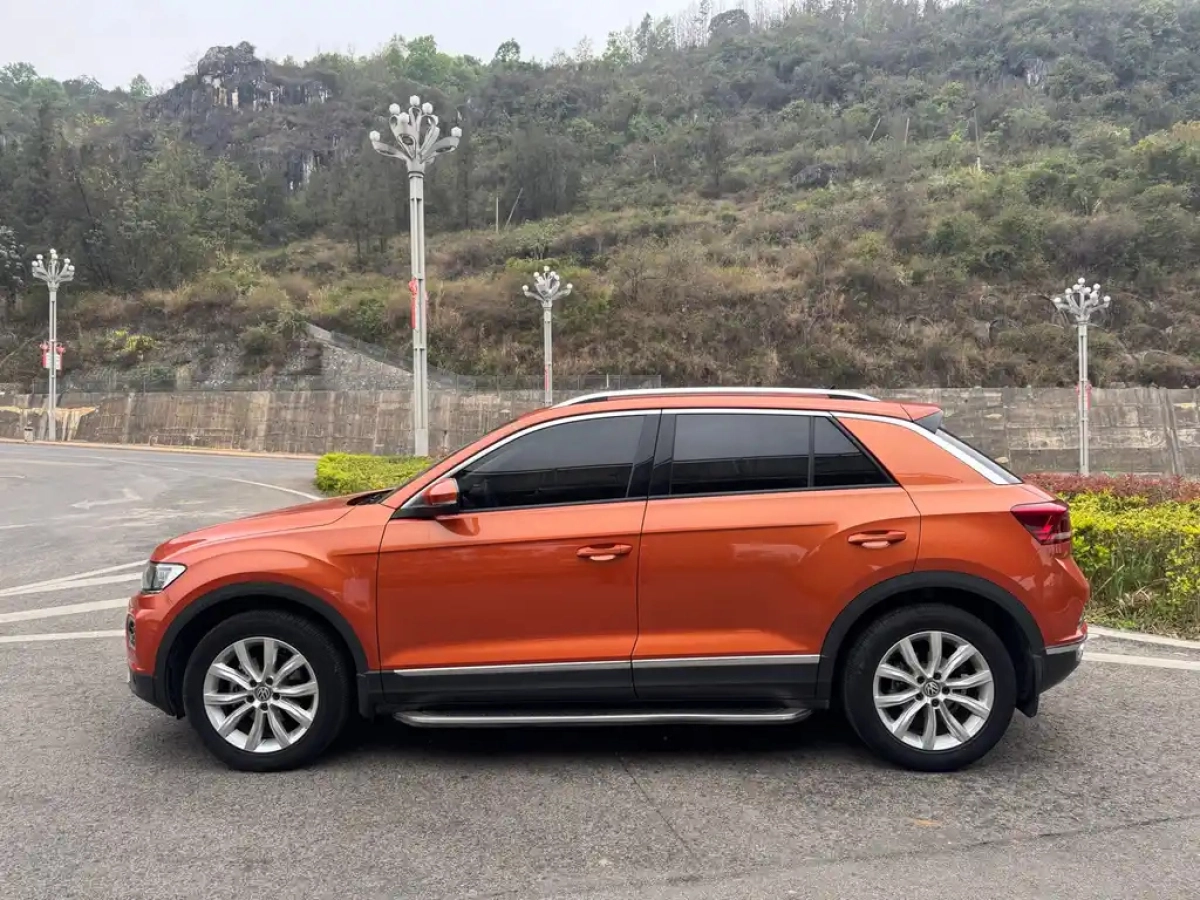 VOLKSWAGEN T-ROC TANGE