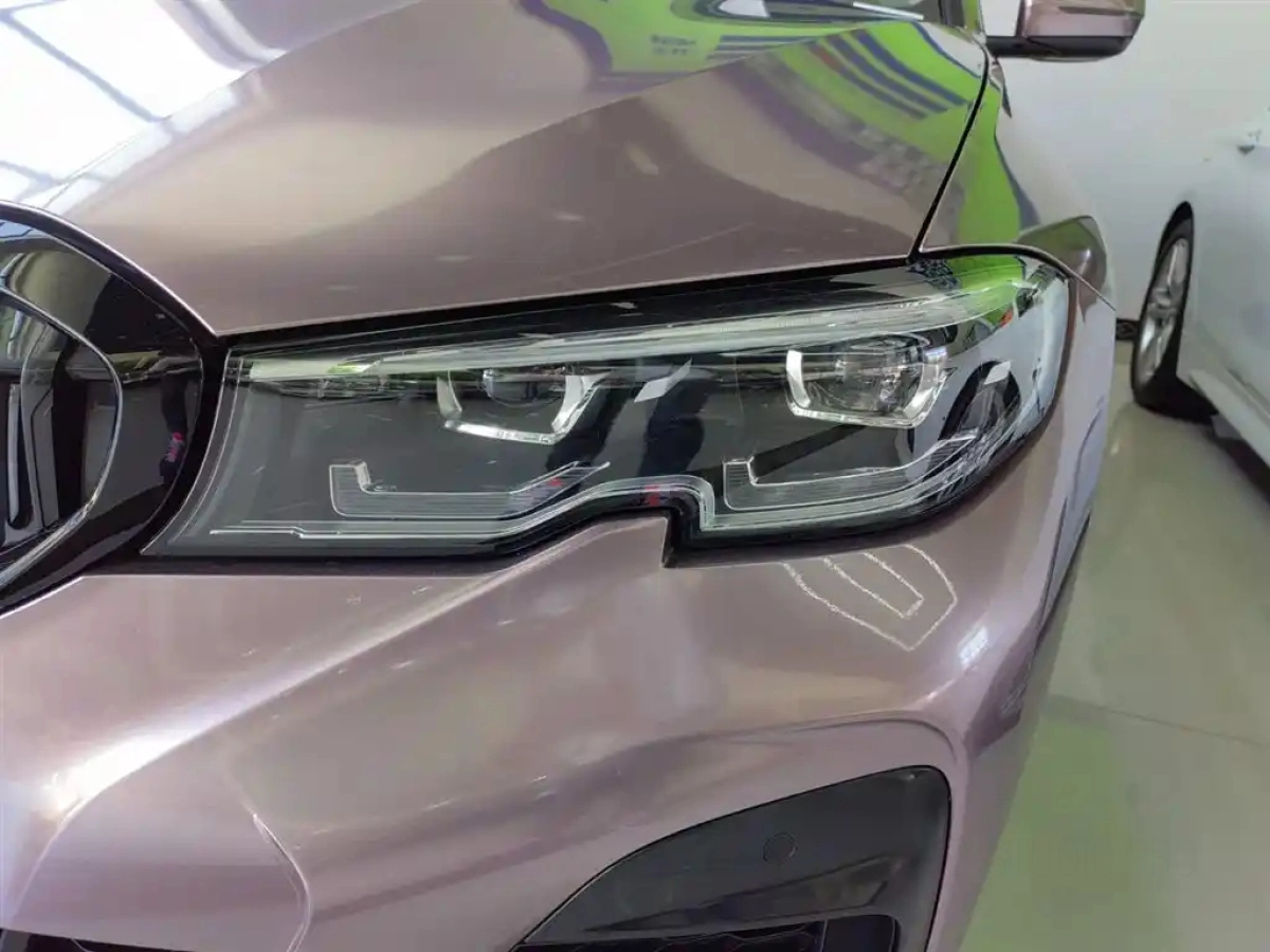 BMW 3-SERIES