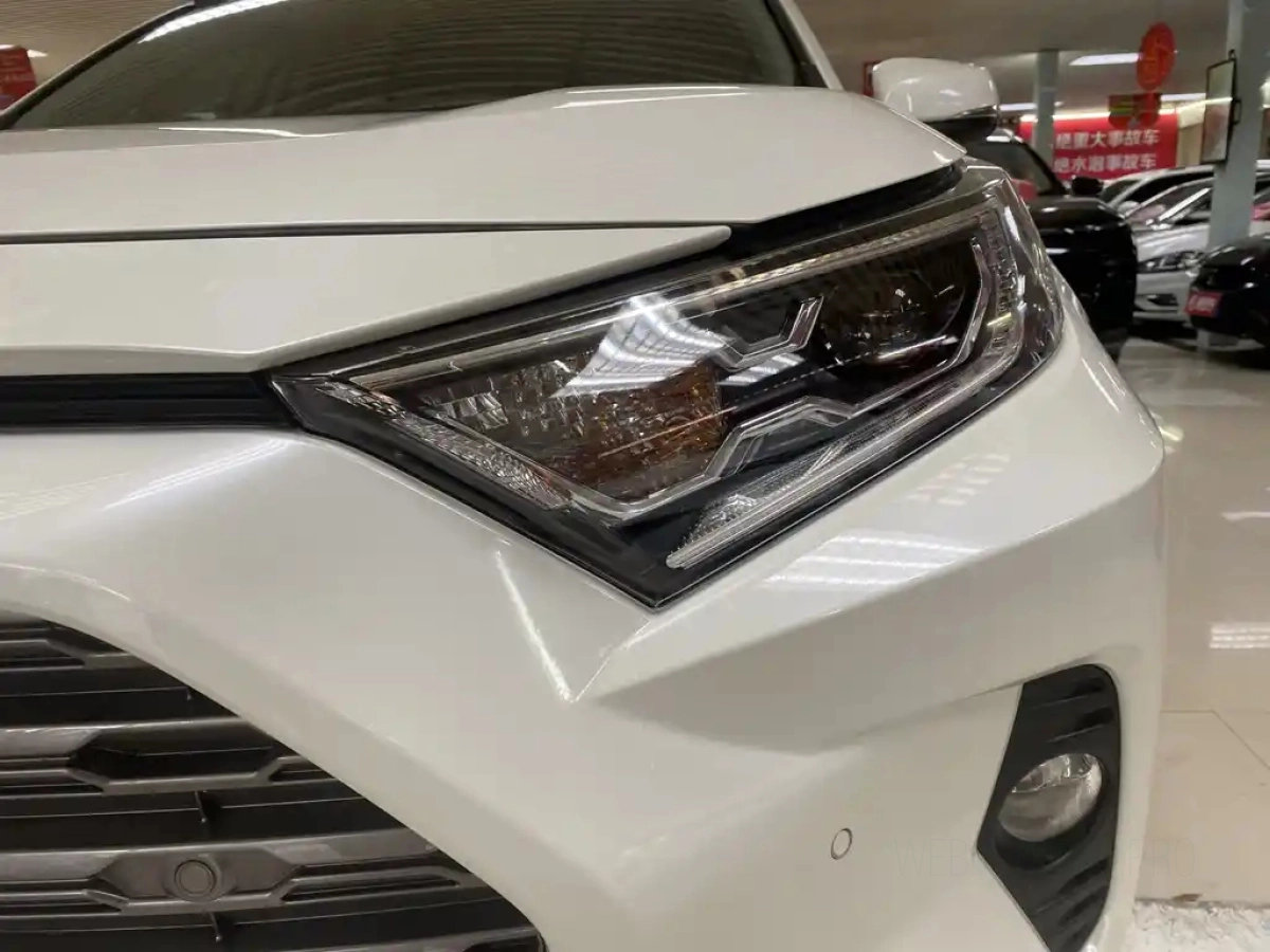 TOYOTA RAV4 RONGFANG