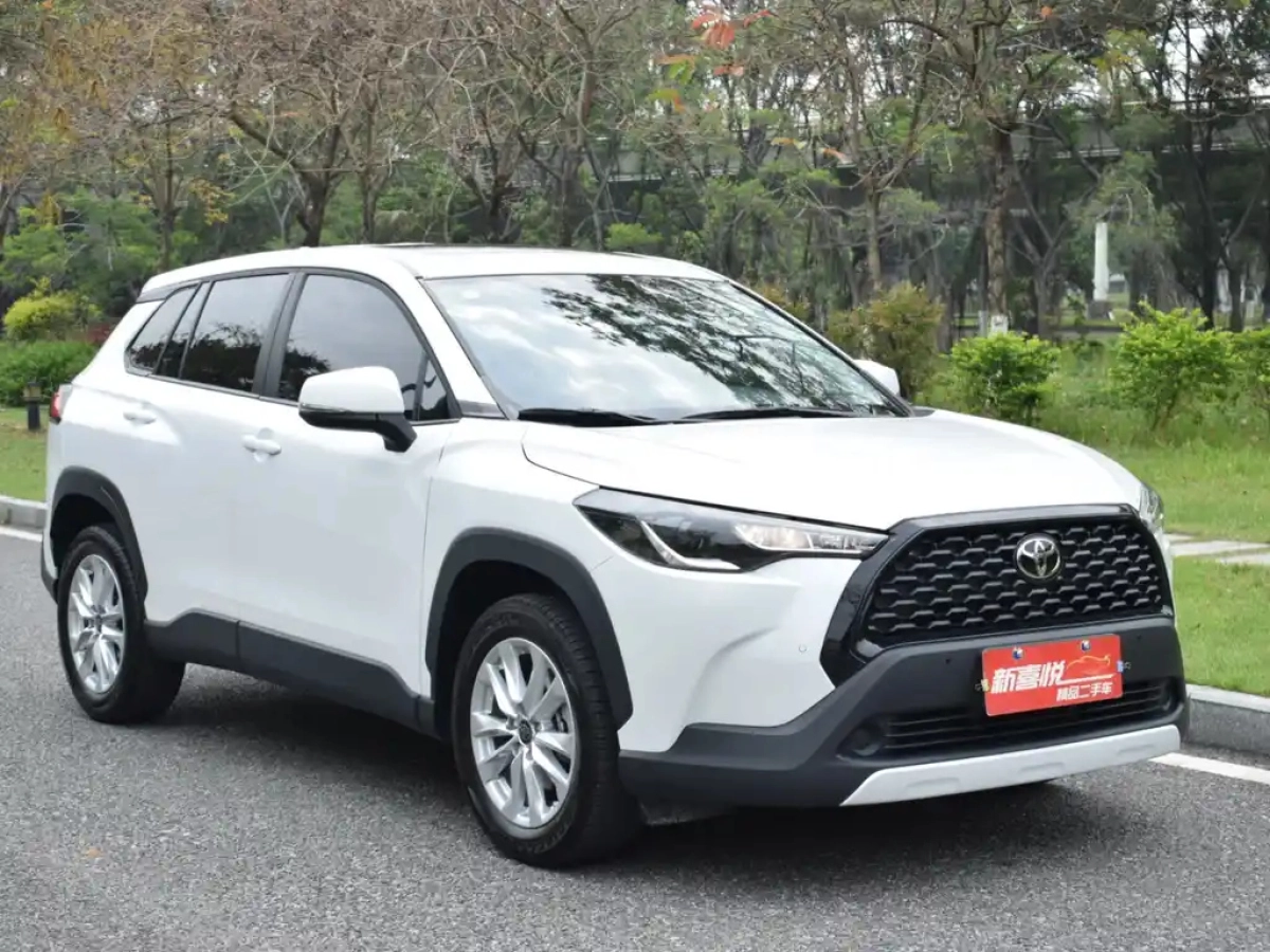 TOYOTA COROLLA CROSS