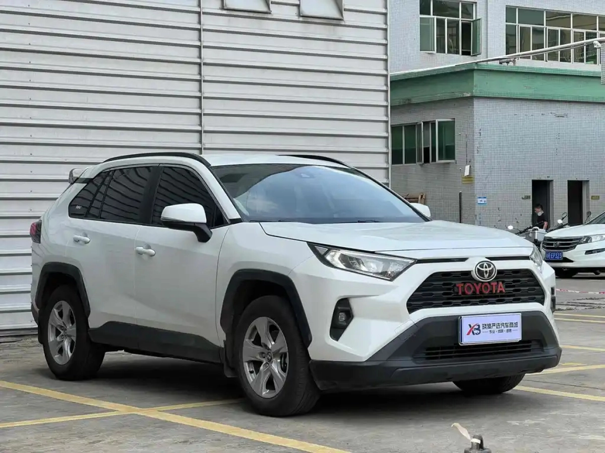 TOYOTA RAV4 RONGFANG