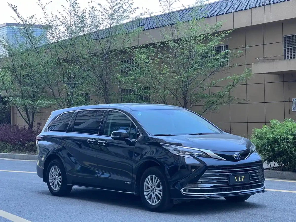 TOYOTA SIENNA SIENNA