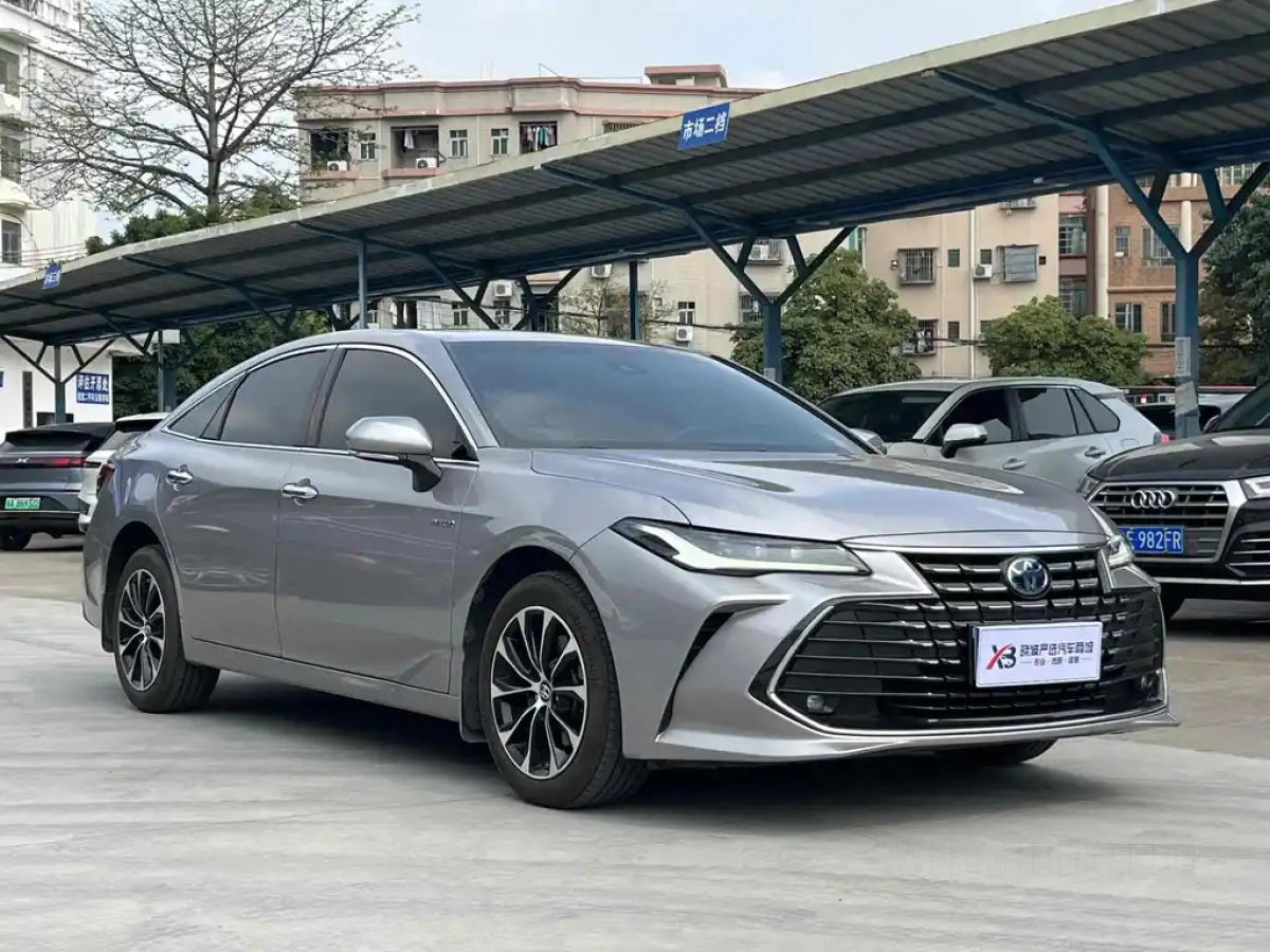 TOYOTA AVALON