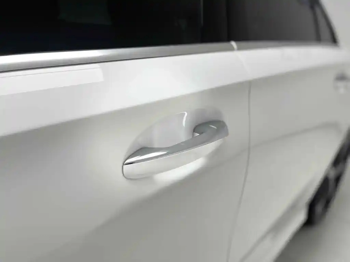 MERCEDES BENZ A-CLASS