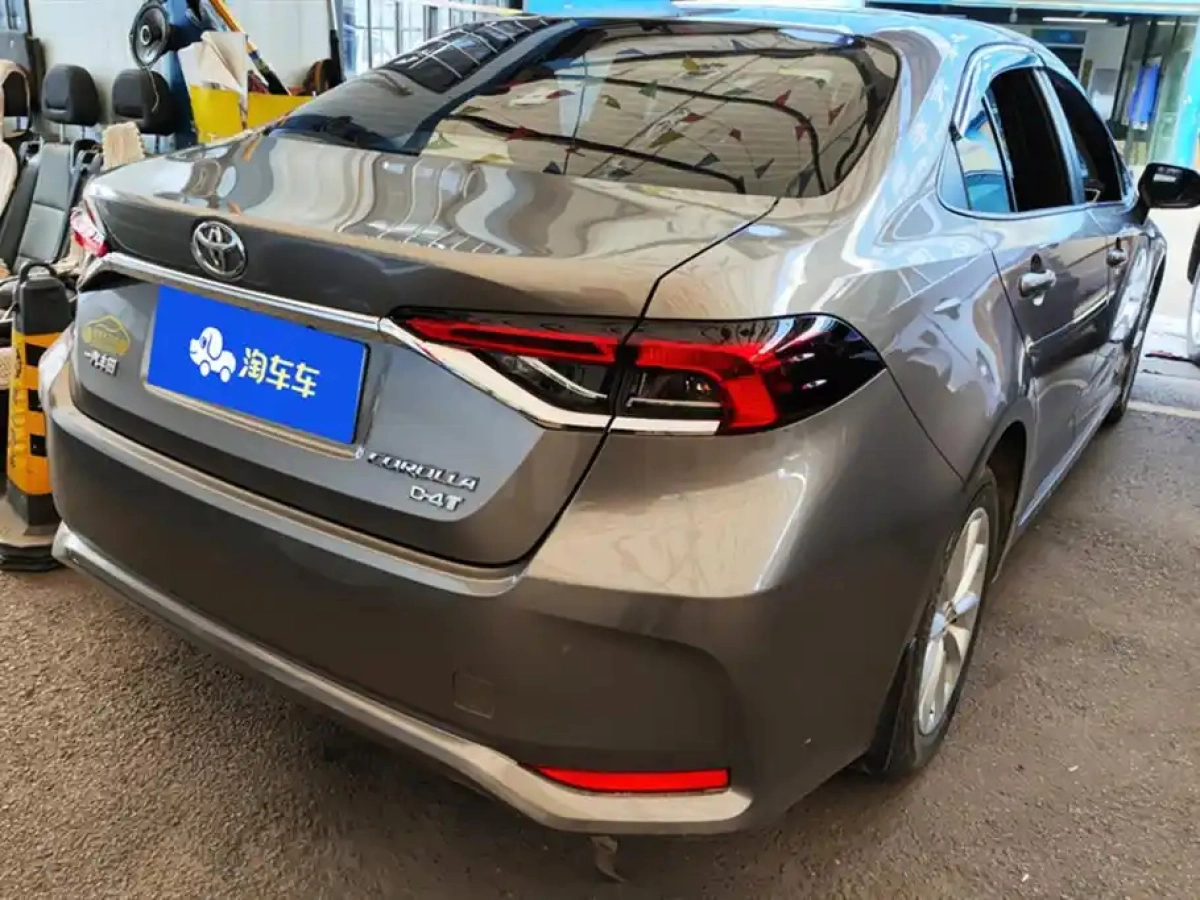 TOYOTA COROLLA