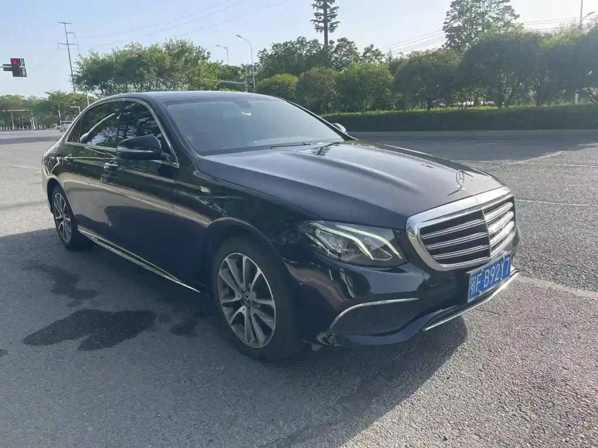 MERCEDES BENZ E-CLASS