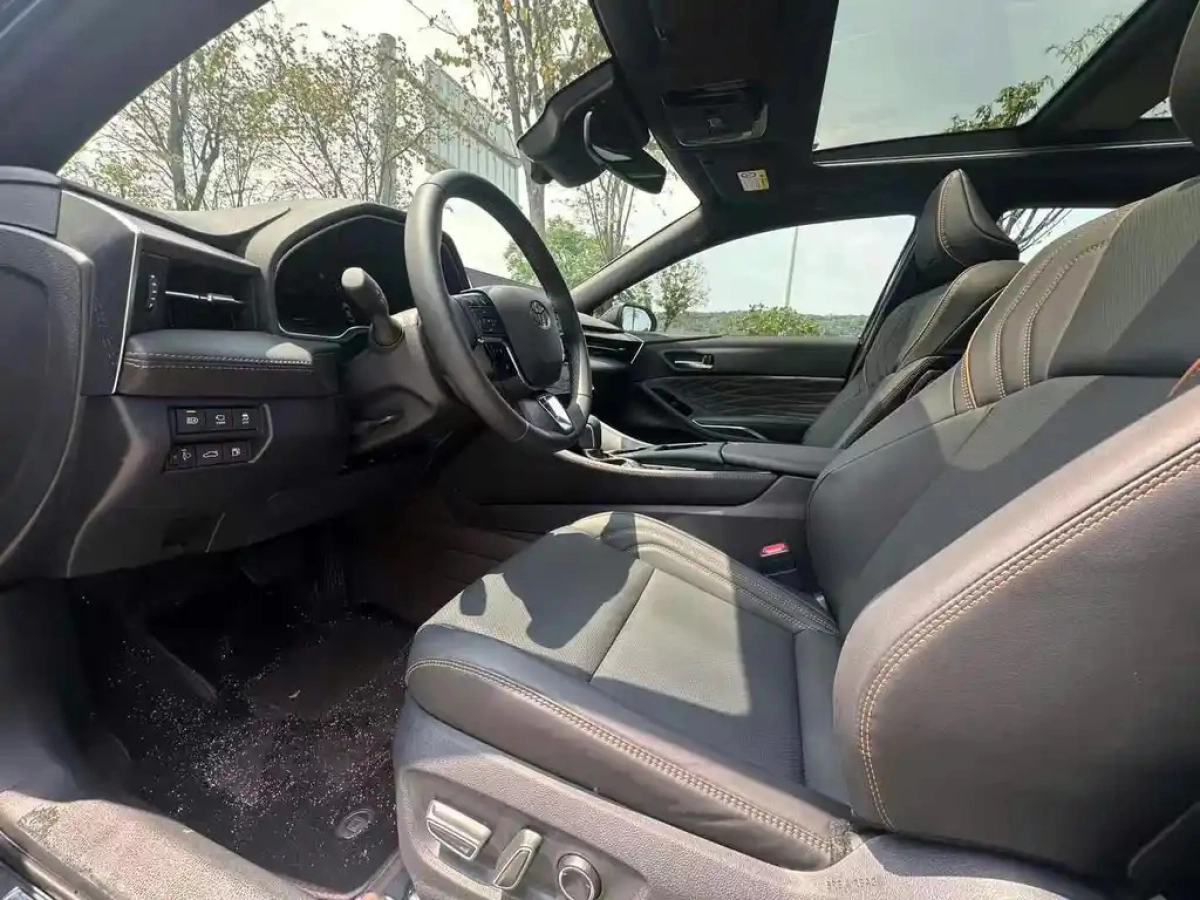 TOYOTA AVALON