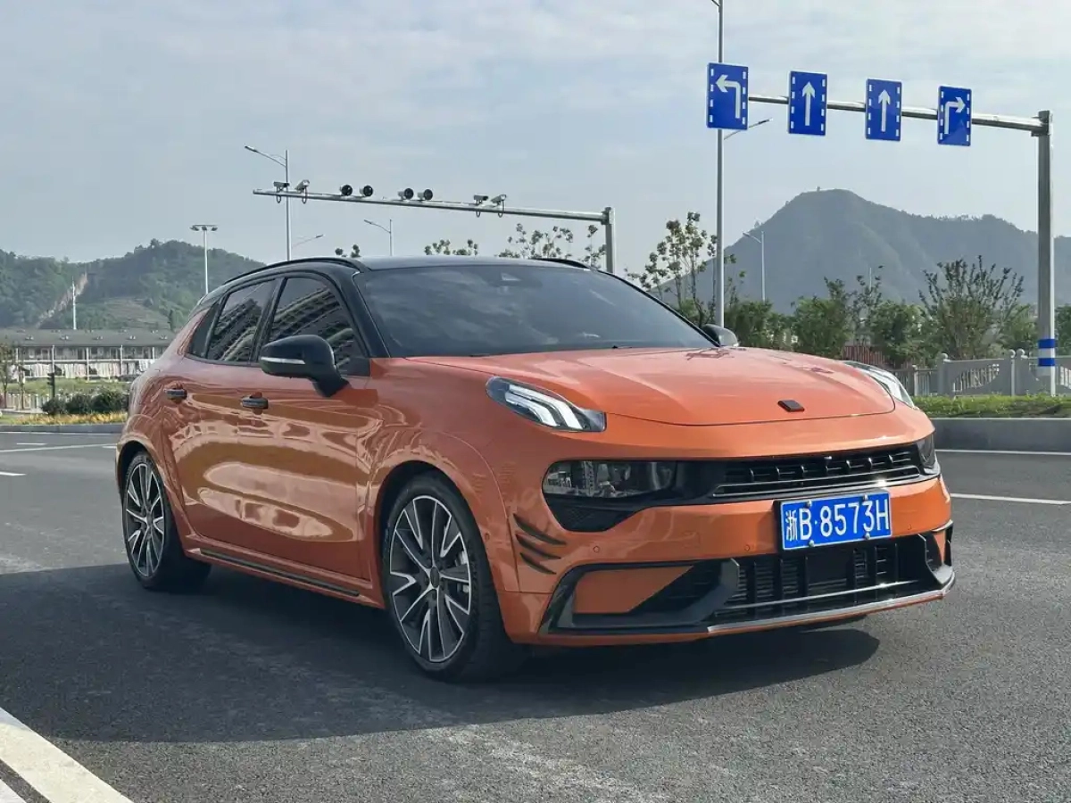 LYNK&CO 02 HATCHBACK