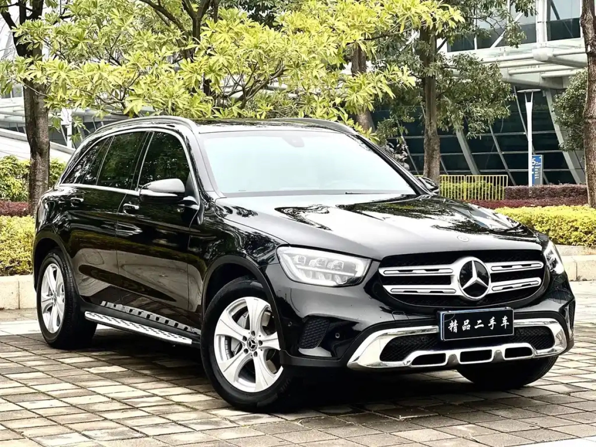 MERCEDES BENZ GLC