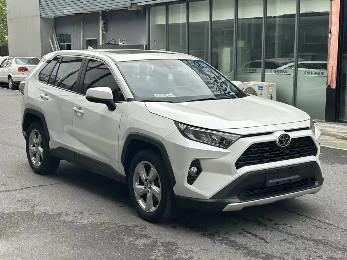 TOYOTA RAV4 RONGFANG