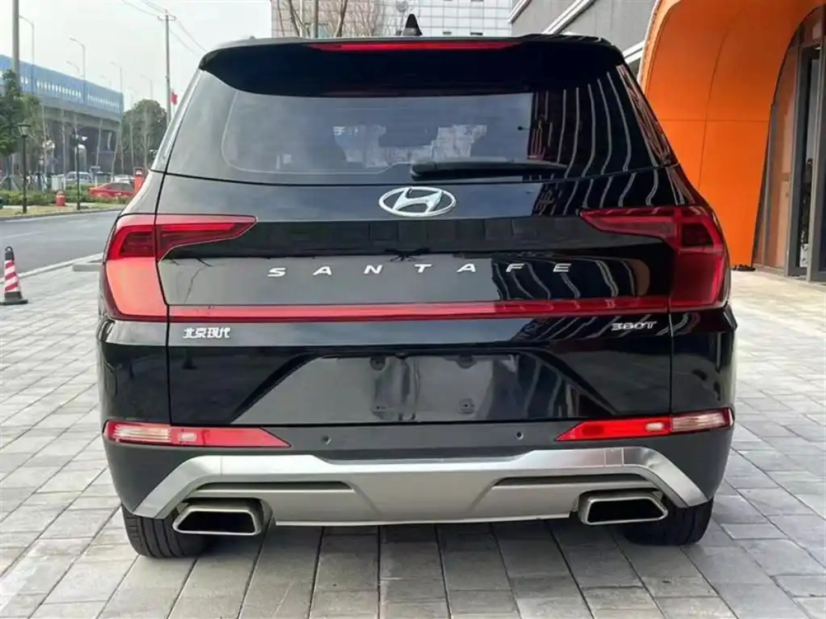 HYUNDAI SANTAFE