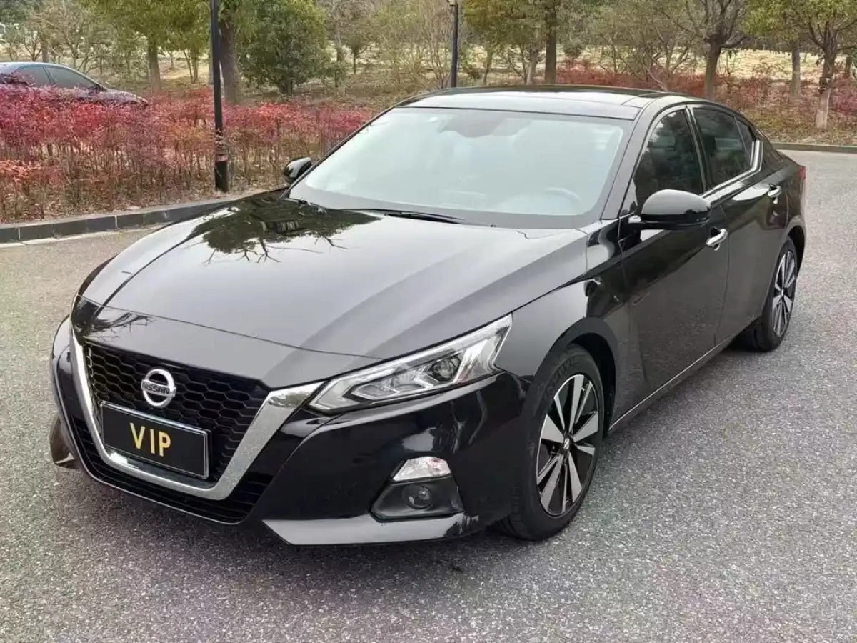 NISSAN TEANA
