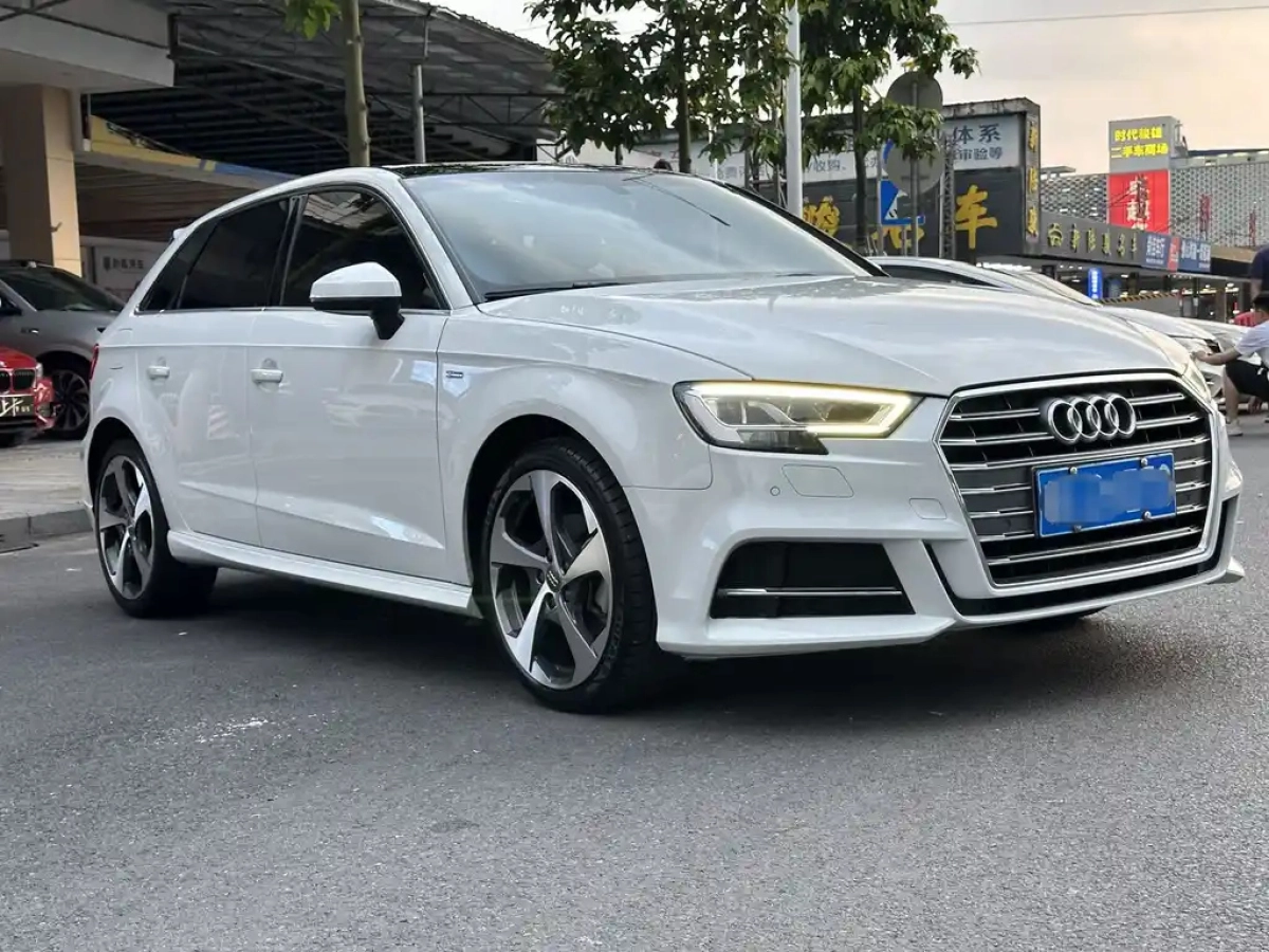 AUDI A3