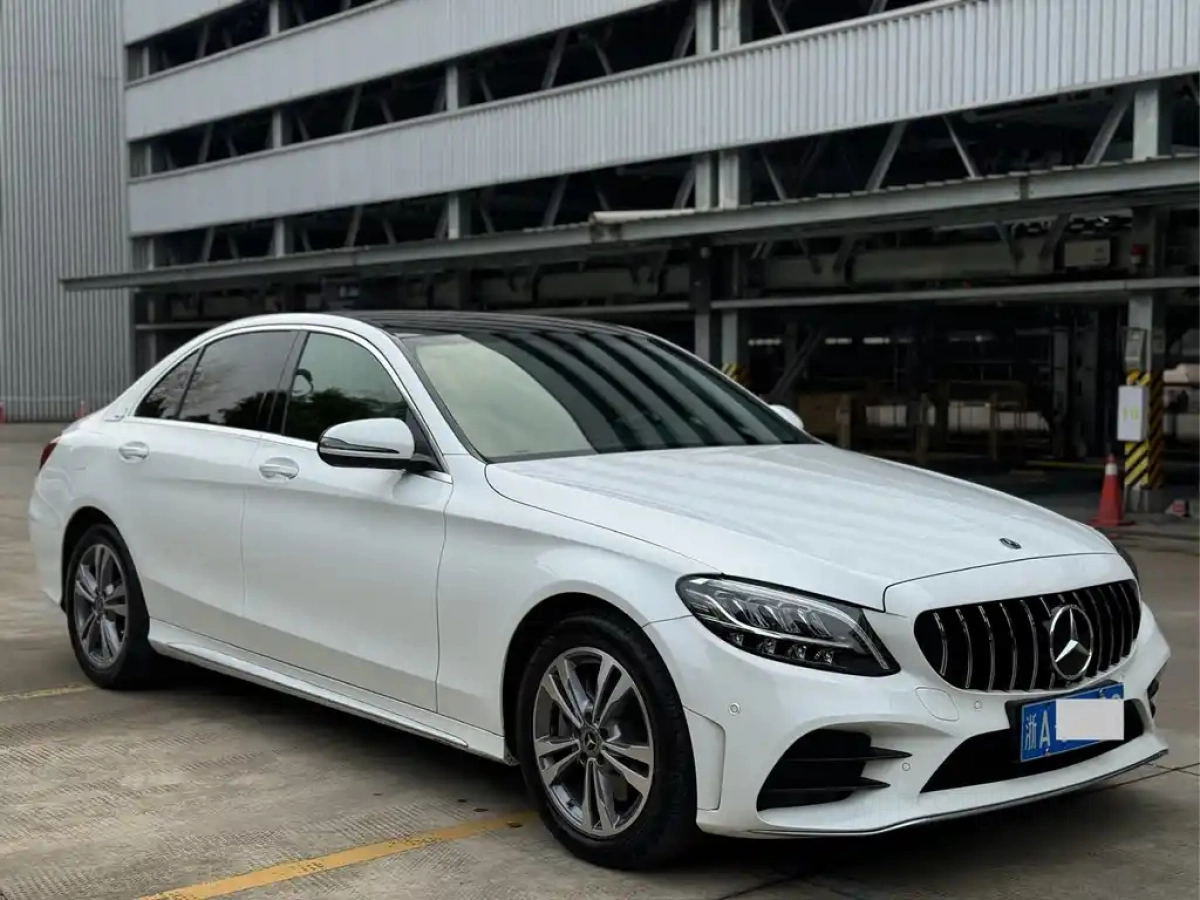 MERCEDES BENZ C-CLASS