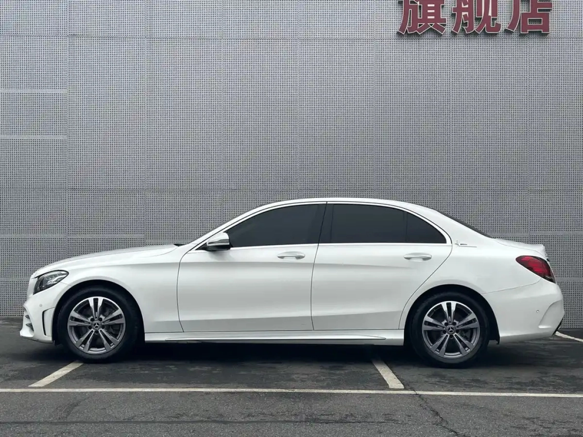 MERCEDES BENZ C-CLASS