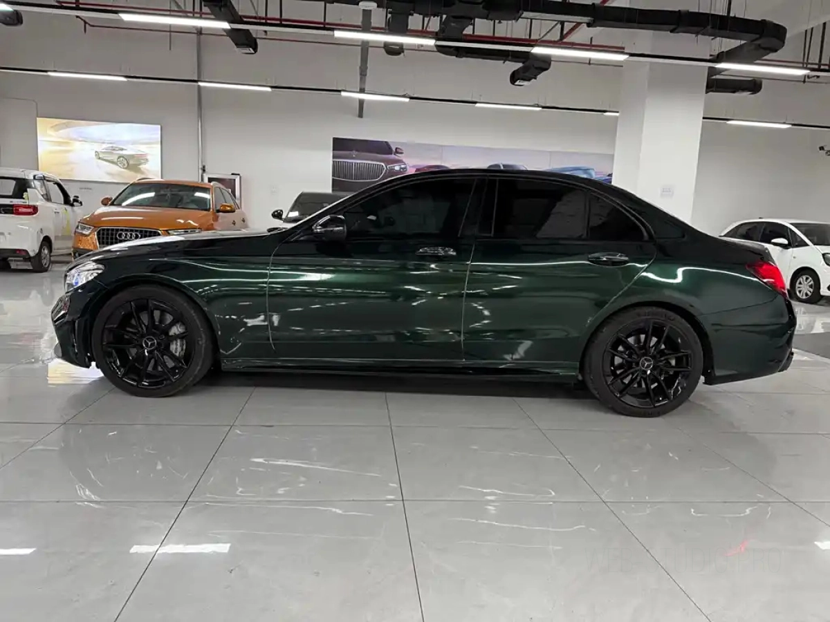 MERCEDES BENZ C-CLASS AMG