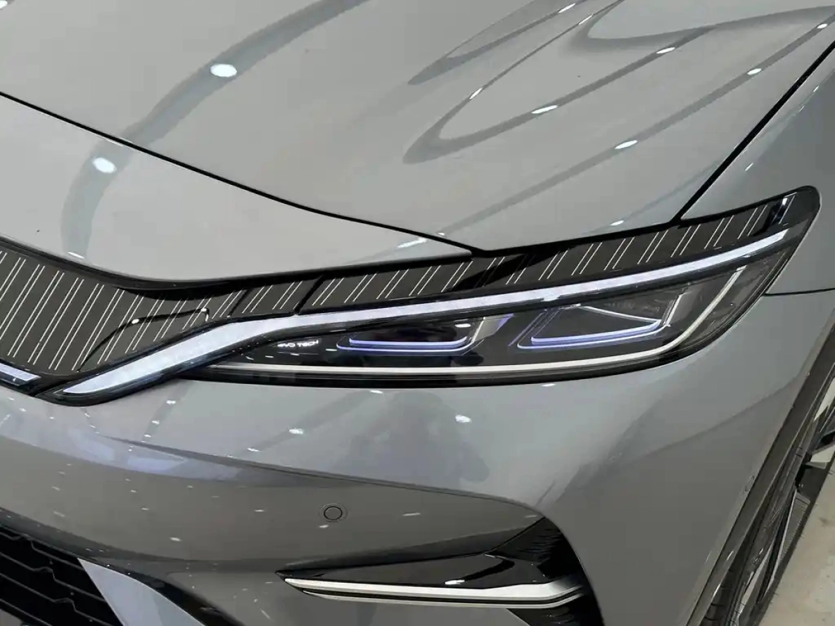 BYD SONG L EV