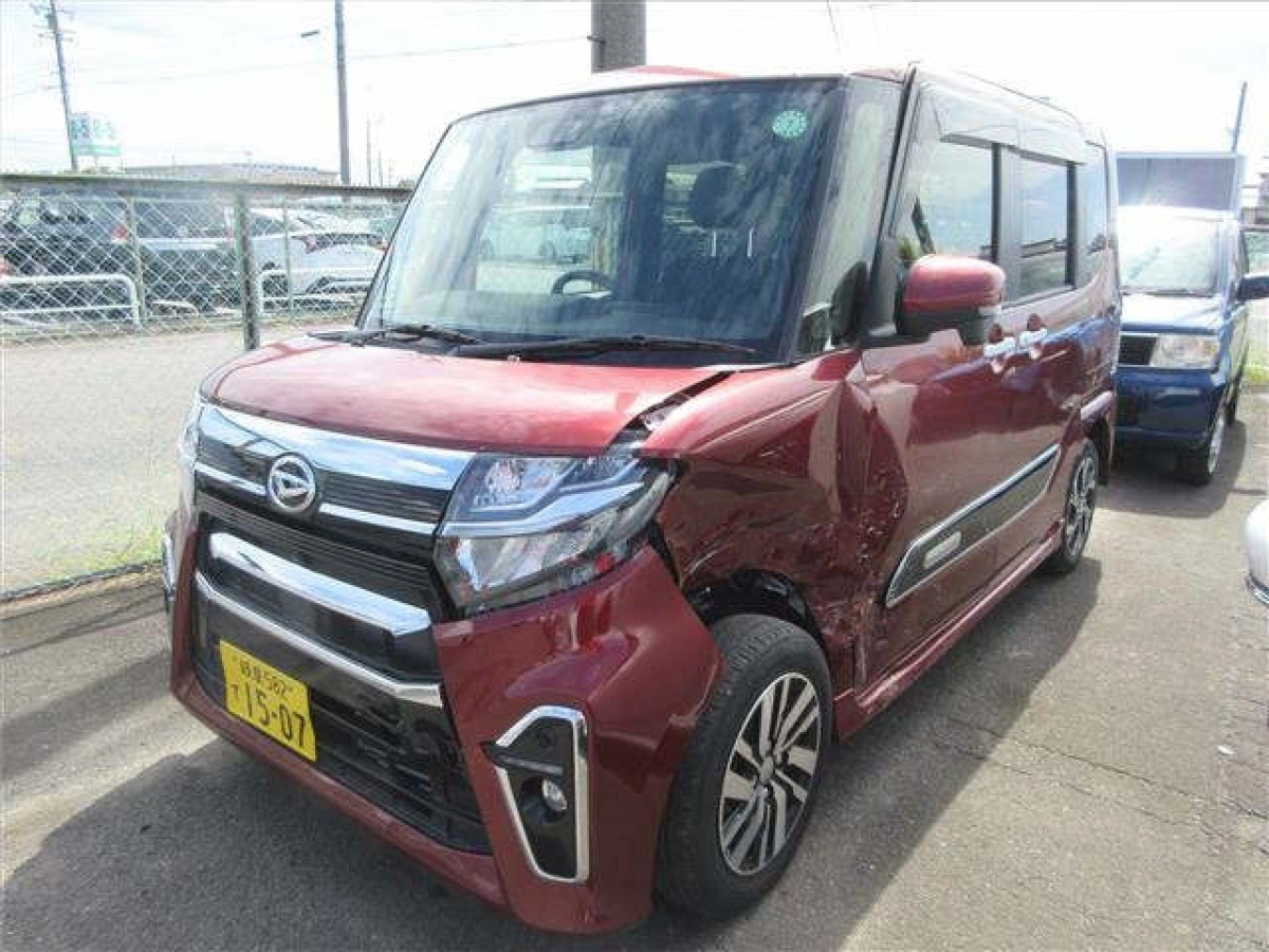 DAIHATSU TANTO LA650S 2021