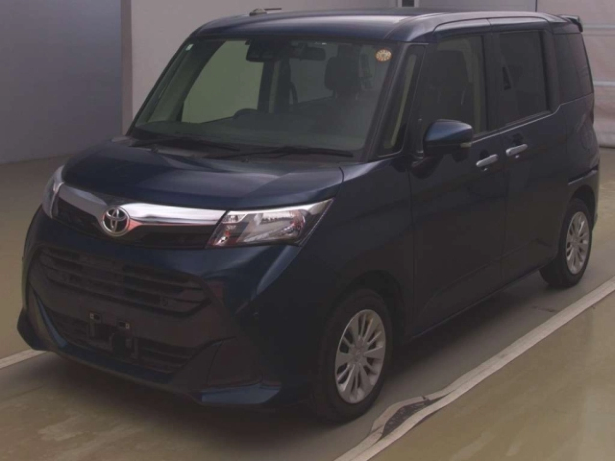 TOYOTA TANK M900A 2019