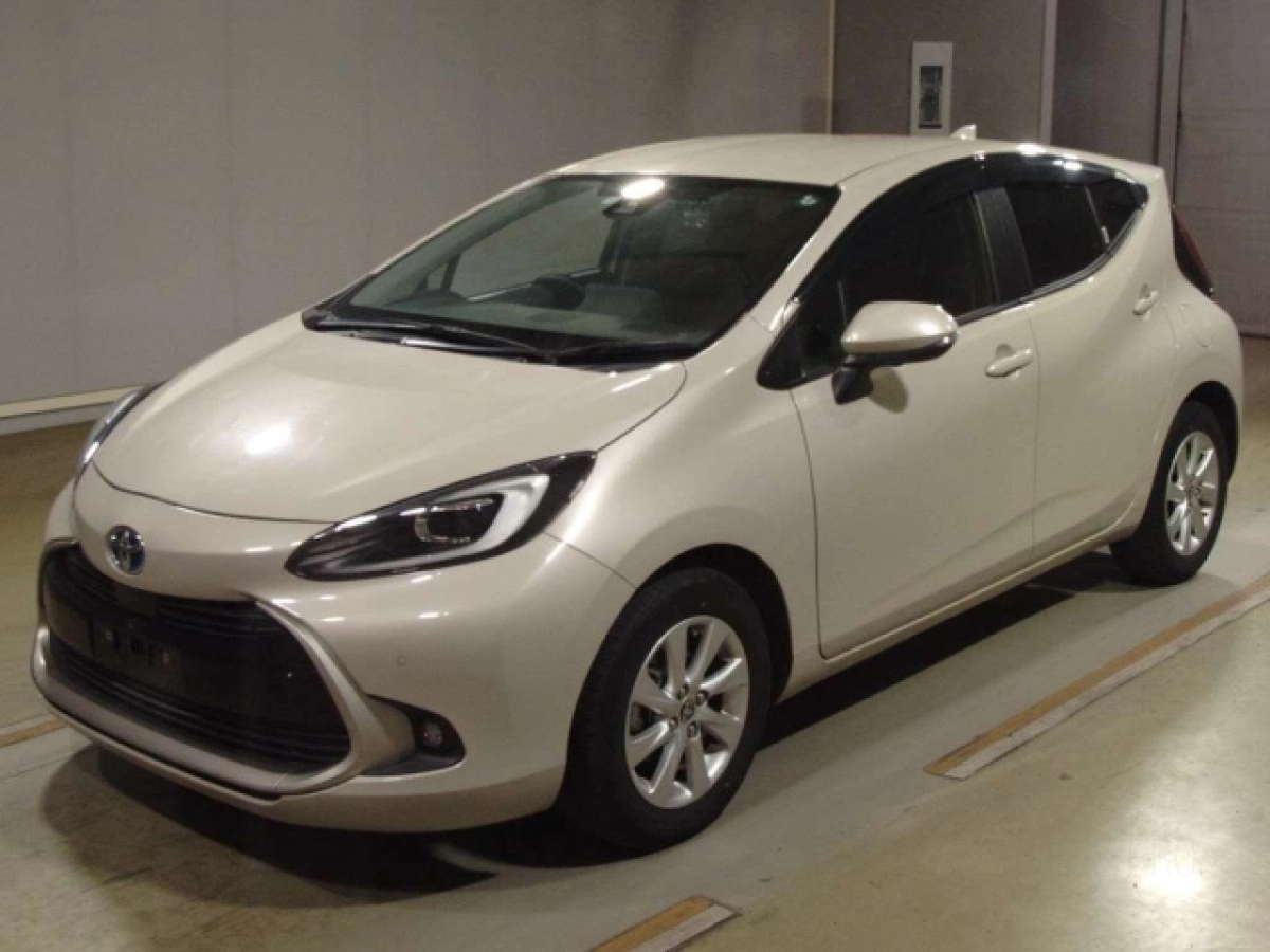 TOYOTA AQUA MXPK11 2022