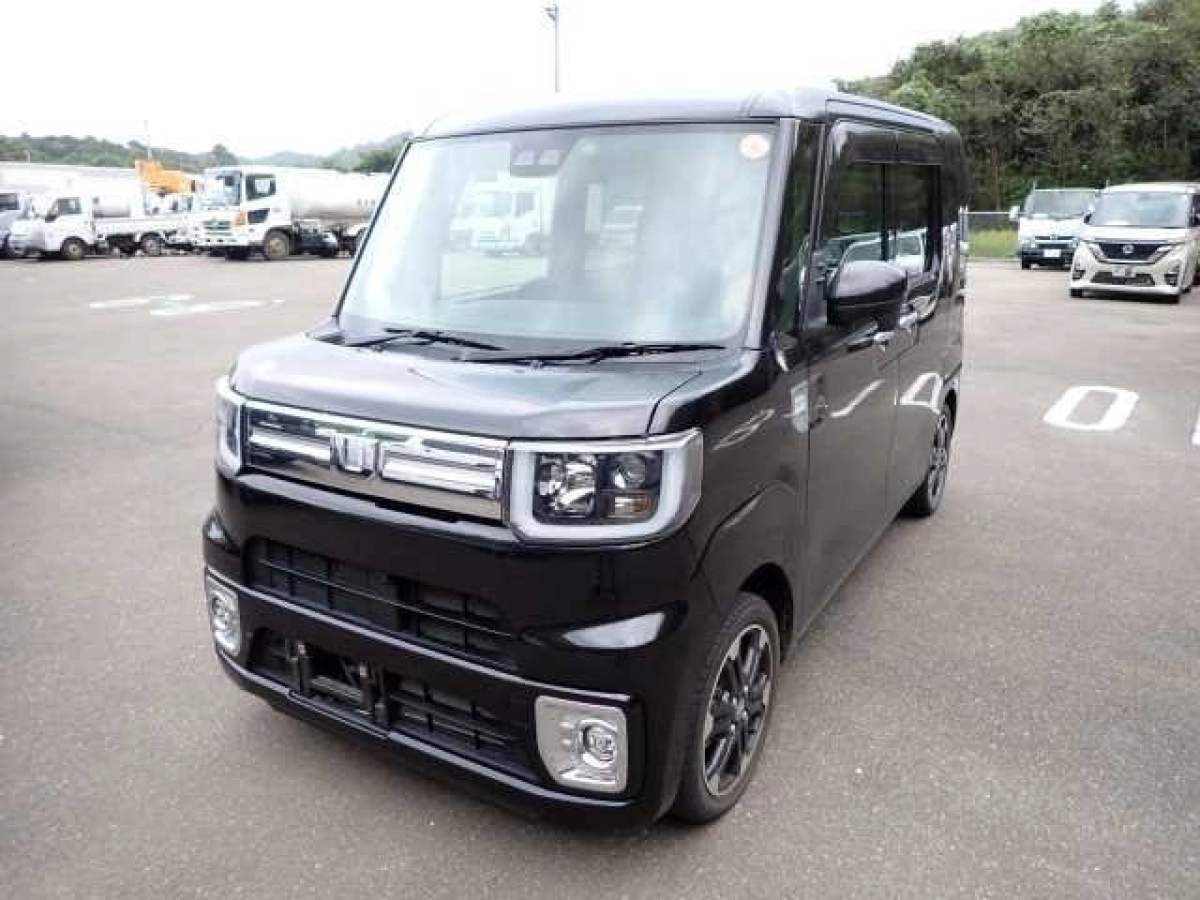 DAIHATSU WAKE LA700S 2022