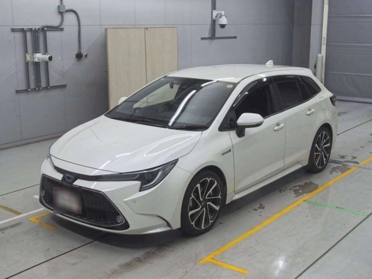 TOYOTA COROLLA TOURING ZWE211W 2020