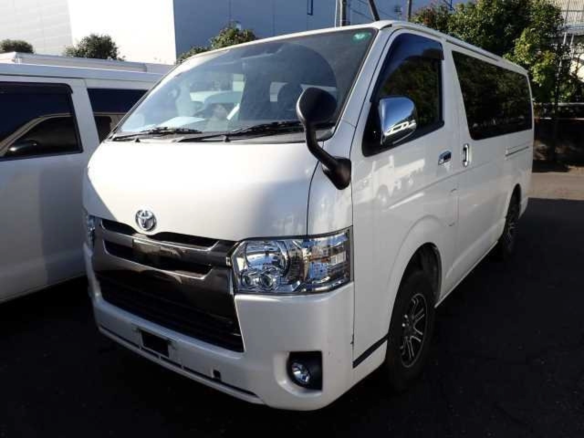 TOYOTA REGIUS ACE VAN GDH206V 2019