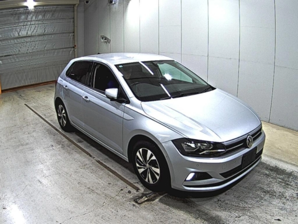 VOLKSWAGEN POLO AWCHZ 2019