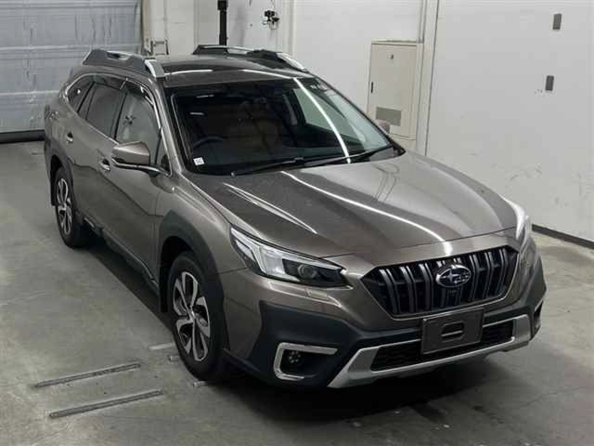 SUBARU LEGACY OUTBACK BT5 2023