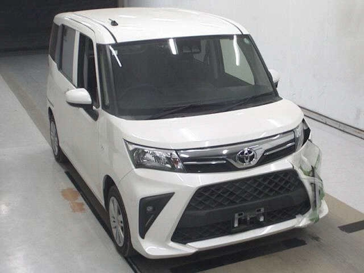 TOYOTA ROOMY M900A 2022