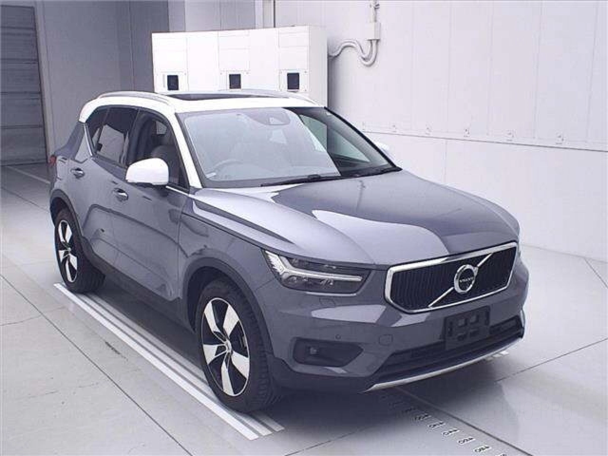VOLVO XC40 XB420XC 2020