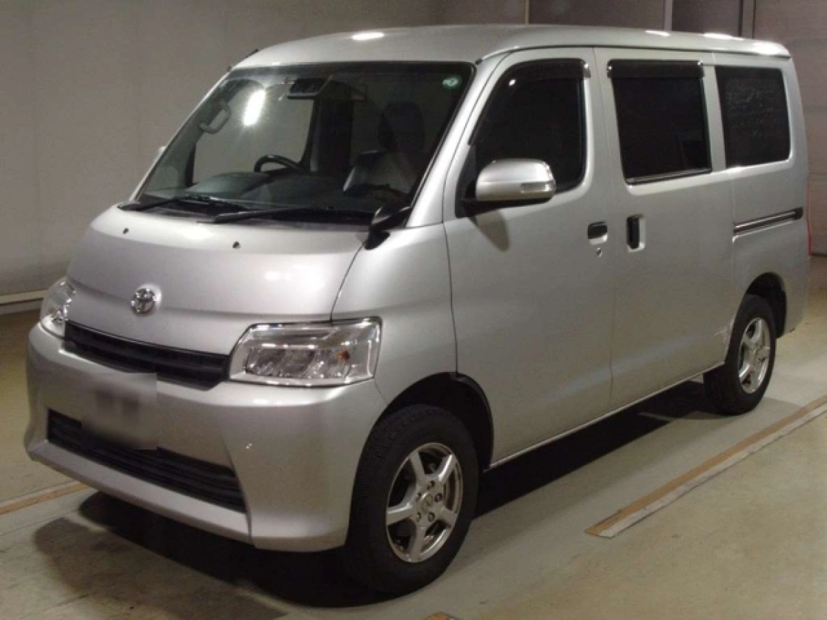 TOYOTA TOWN ACE VAN