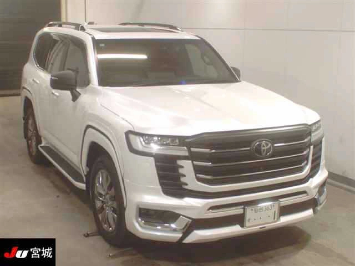 TOYOTA LAND CRUISER FJA300W 2022