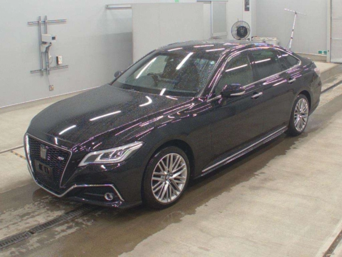 TOYOTA CROWN ARS220 2021