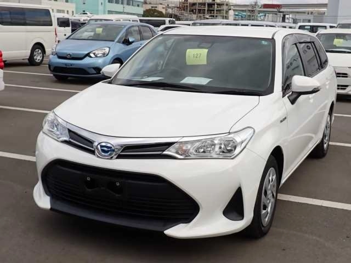 TOYOTA COROLLA FIELDER NKE165G 2020