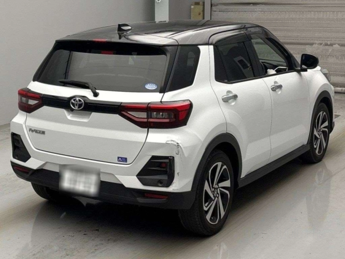 TOYOTA RAIZE